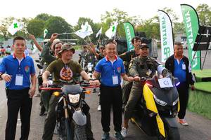 BIB: 
                            <button type="button" onclick="openModal(3564176)" class="btn btn-primary btn-sm float-right btn-popup" data-toggle="modal" data-target=".modal-high-quality">
                        <i class="fas fa-shopping-cart"></i> Add to Cart
                    </button>
                                            <button type="button" onclick="isThisMe(3564176, true)" class="btn btn-success btn-sm float-right btn-popup btn-isme hidden" data-toggle="tooltip" data-placement="bottom" title="นี่คือรูปของคุณใช่ไหม คลิกที่นี่เพื่อเอาเข้าอัลบั้ม">
                        <i class="fas fa-plus"></i> Add to album
                    </button>
                    <button type="button" onclick="isThisMe(3564176, false)" class="btn btn-warning btn-sm float-right btn-popup btn-isnotme hidden">
                        <i class="fas fa-ban"></i> Remove from album
                    </button>